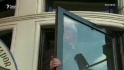 Ҷулиан Ассанжро ба Амрико намесупоранд?