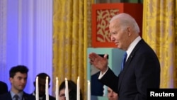 جو بایدن در آیین برافروختن شمع عید حنوکا