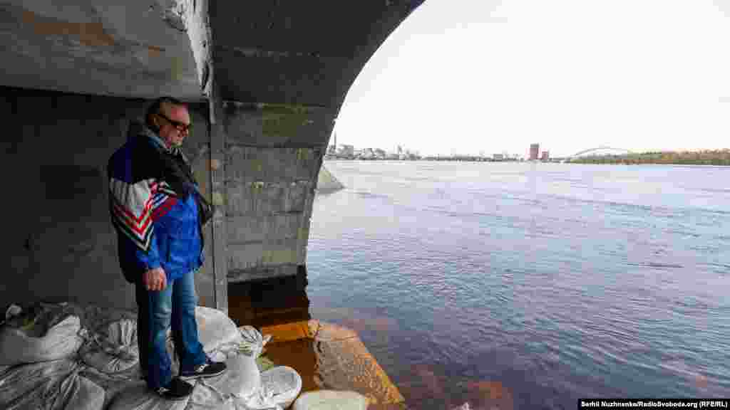 Станом на 12:00 17 квітня рівень води в Дніпрі становив 9 359 см (критичний рівень &ndash; 9 415 см) за Балтійською системою висот