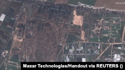 Вид на російську військову базу у селі Медведівка, північ Криму, 11 лютого 2023 року. Супутниковий знімок Maxar Technologies