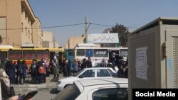 اعزام نیروهای درمانی به مدارسی که هدف مسمومیت‌های مشکوک با گاز قرار گرفتند