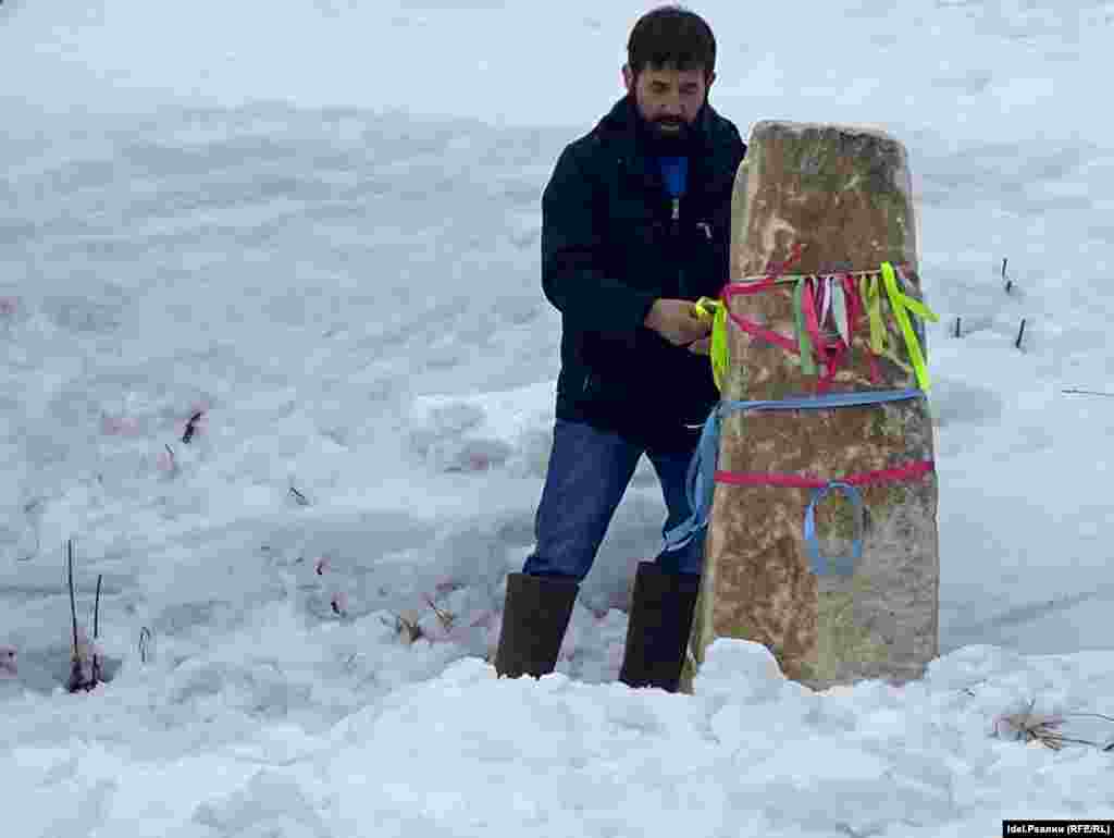 Ранее мы рассказали о роли столба Юпа в традициях провода чувашей на войну.&nbsp;На этот столб вешали кусочек хлеба и по нему определяли состояние солдата, который ушел из этого дома на фронт. Если хлеб плесневел, ломался или его съедали, это считалось плохим знаком.&nbsp;
