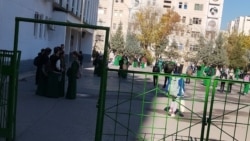 Diňle: Täzeden döredilen Oguzhan etrabynyň ilaty ýene pasport çykdajylary, “para bermek” bilen ýüzbe-ýüz bolýar