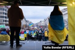 Хода закінчилася на Вацлавській площі, в центрі Праги