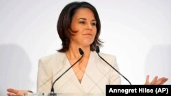 Анналена Бербок