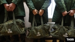 На захоплених частинах Запорізької та Херсонської областей окупанти змогли залучити до служби в армії РФ лише кілька десятків чоловіків, повідомляють у Центрі спротиву 