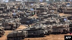 خودروهای زرهی و تانک‌های اسرائیل در نزدیکی مرز این کشور با نوار غزه، ۲۰ اردیبهشت ۱۴۰۳