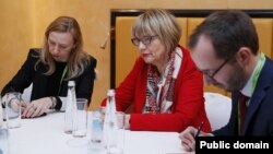 ԵԱՀԿ գլխավոր քարտուղար Հելգա Շմիդը Հայաստանի վարչապետի գլխավորած պատվիրակության հետ հանդիպման ժամանակ, Մյունխեն, 17-ը փետրվարի, 2023թ.