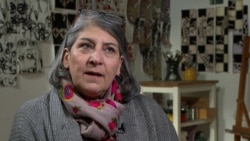 گفت‌وگو با پرستو فروهر در ۲۵ سالگی قتل مادر و پدرش به‌دست مأموران وزارت اطلاعات