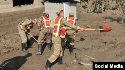 ӨКМ тараткан сүрөт. Тазалоо иштери. 