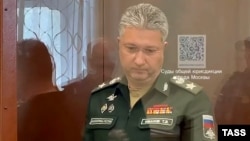 Тимур Иванов