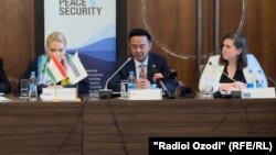 Нишасти вобаста ба озодии сухан дар Душанбе 