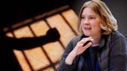 «Топчуць крыжыкі, абразкі, зьбіваюць за рэлігійныя тату». Як зьдзекуюцца зь вернікаў за кратамі