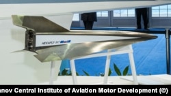 Модель планёра самолёта High-Speed Experimental Fly Vehicle 