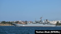 ВДК «Цезар Куніков» у бухті Севастополя. 2021 рік