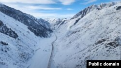 Бишкек-Торугарт автоунаа жолу. 