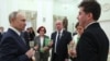 Айдар Җаббаров (уңда) РФ президенты Владимир Путин белән очрашуда