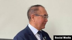 Өмүрбек Тиллебаев.