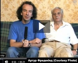 Під час праці в Фонді Спілберга, Миколаїв, кінець 90-х років ХХ ст.