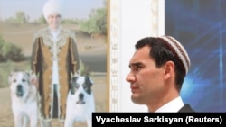 Түркмөнстандын президенти Сердар Бердымухамедов 
