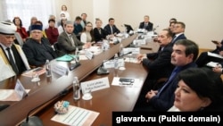 Радий Хәбиров белән очрашуда татар оешмалары вәкилләре, 27 февраль 2024