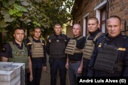 У місцевих пожежників виклики трапляються щодня через пожежі, спричинені російськими обстрілами через кордон на Сумщині