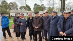 Жогорку Кеңештин депутаты Бактыбек Чойбековду колдогон акция. 16-апрель. Талас шаары.