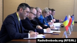 «Ніколи раніше не створювалась така слідча група, яка фактично документувала воєнні злочини в час війни», – голова Євроюсту Ладіслав Хамран