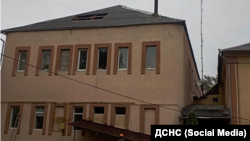 Наслідки ударів російських дронів по місту Нетішин Хмельницькій області, де розташована Хмельницька АЕС. 25 жовтня 2023 року, фото ілюстративне