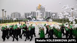 Arkadag şäherinde geçirilen dabaradan bir pursat. 2023 ý. (Arhiw suraty)