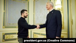 Президент України Володимир Зеленський і прем’єр-міністр Латвії Кріш’яніс Каріньш. Київ, 16 березня 2023 року