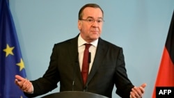 Міністр оборони Німеччини Борис Пісторіус анонсував новий пакет військової допомоги для України перед засіданням у форматі «Рамштайн»