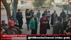 Группа протестовавших состояла в основном из женщин