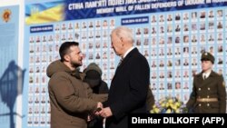 Попередня зустріч президентів України та США відбулася 20 лютого 2023 року в Києві