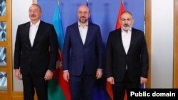 Слева направо: президент Азербайджана Ильхам Алиев, председатель Европейского совета Шарль Мишель, премьер-министр Армении Никол Пашинян. Брюссель, 15 июля 2023 г.
