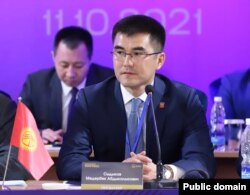 Медер Сыдыков.