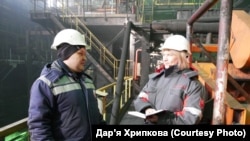 Radnici u fabrici u Pokrovsku u Donjeckoj oblasti u Ukrajini prošle godine