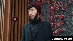 Oyan, Qazaqstan белсендісі Бауыржан Әділхан.