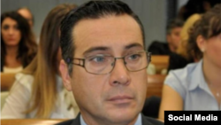 Вальтер Біот