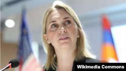 Посолка США в Україні Бріджит Брінк