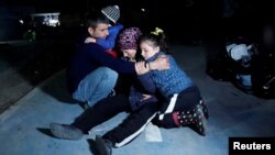 Թուրքիա - Աղետի գոտու բնակիչները, զգուշանալով նոր ցնցումներից, փողոցում են գիշերում, 21-ը փետրվարի, 2023թ.