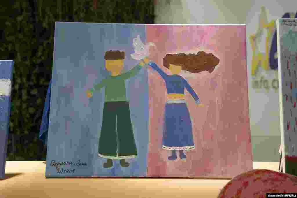 Дитячі малюнки присвячені Україні, 23 серпня 2023 року. Виставка відбулася у Белграді, Сербія, з нагоди 32-ї річниці Незалежності України