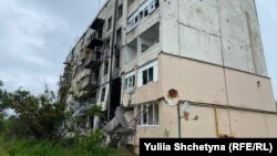 Житловий будинок пошкоджений російськими обстрілами у селі Бериславського району Херсоеської області, червень 2023 року. Фото ілюстративне