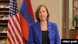 Հայաստանում ԱՄՆ դեսպան Քրիստինա Քվին, արխիվ