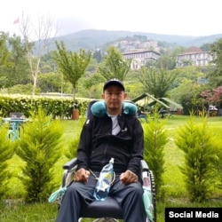 Анур Жээнбек уулу.