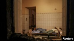 Внаслідок удару у медзакладі вибило шибки. 27 квітня 2024 року