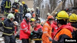 2-nji martda Russiýanyň drony Odesanyň bir ýaşaýyş jaýyny urup, ençeme gatyny weýran etdi.