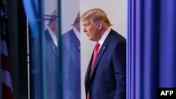 Дональд Трамп, 45-й президент США, лідирує як кандидат у президенти від Республіканської партії на виборах 2024 року
