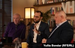 Уповноважений з питань відбудови України Томаш Копечний та ризик-аналітик і колишній генеральний консул в Санкт-Петербурзі Володимир Вотапек