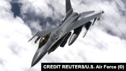 F-16 տեսակի մարտական օդանավ, արխիվ